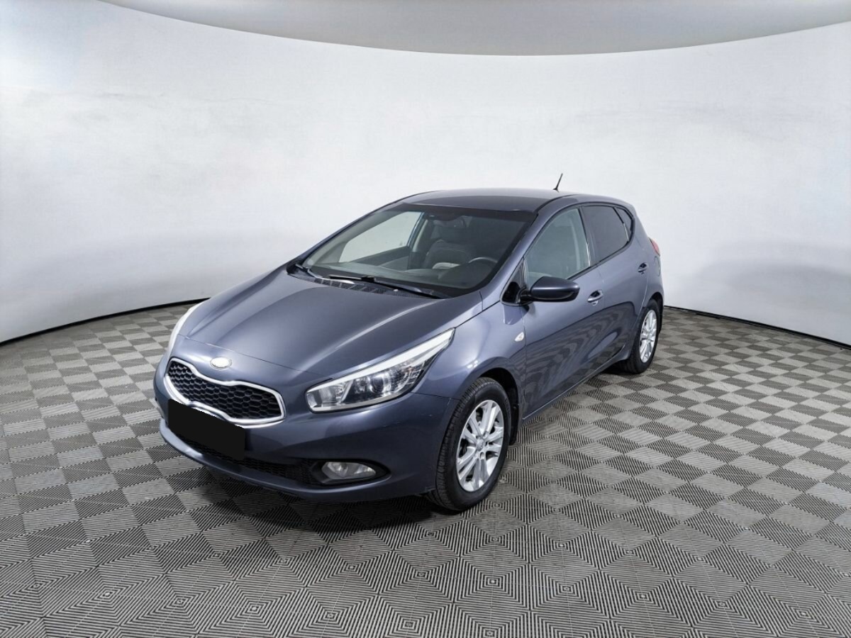 Kia Ceed II, 2013, 2013 с пробегом 186 140 км, цвет , цена - 549 900 руб., кузов - 