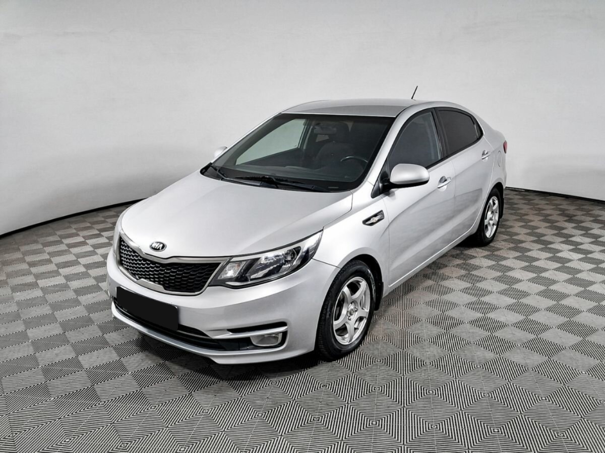Kia Rio III Рестайлинг, 2015, 2015 с пробегом 180 000 км, цвет , цена - 479 700 руб., кузов - 