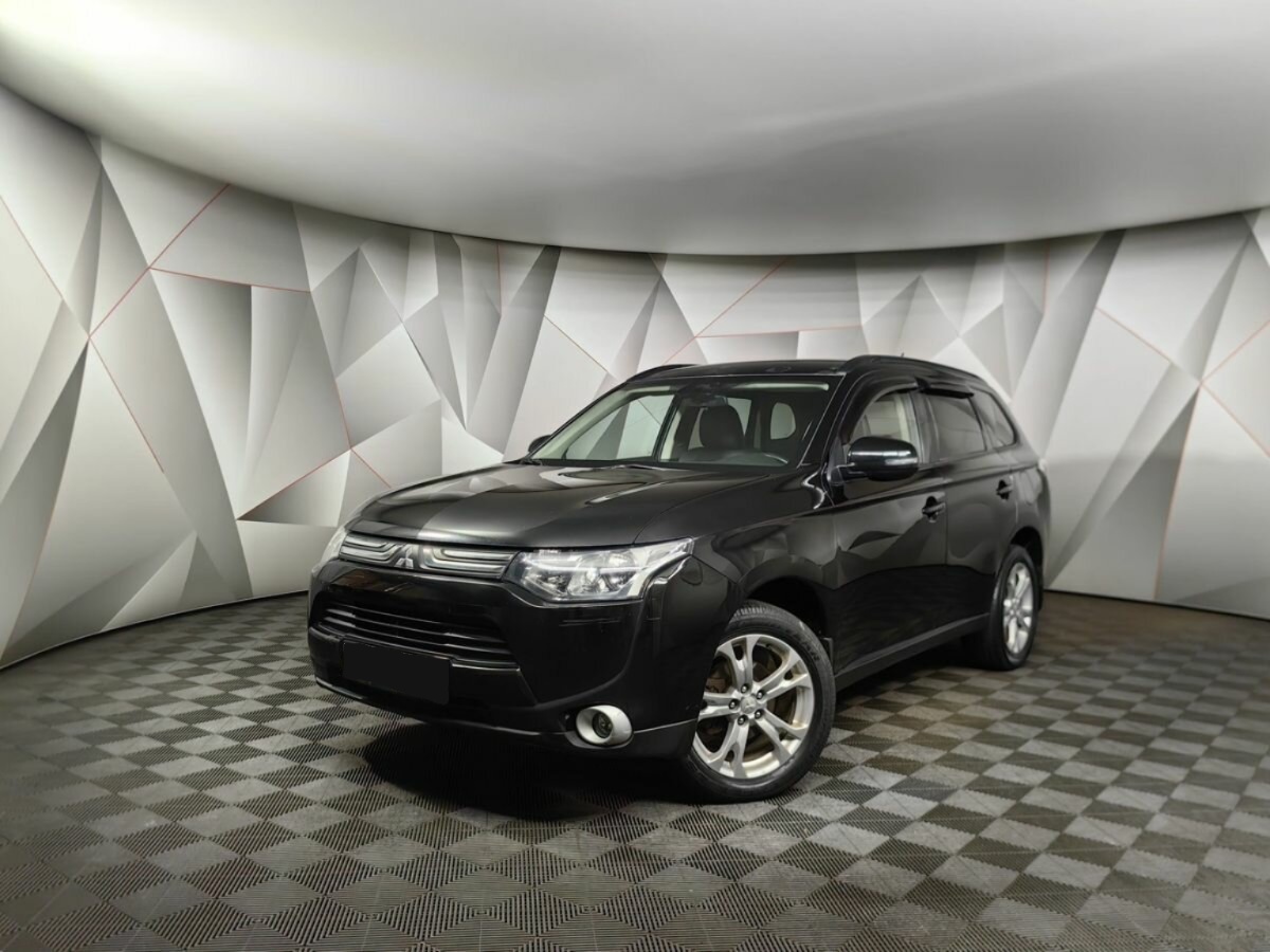 Mitsubishi Outlander III, 2013, 2013 с пробегом 110 368 км, цвет , цена - 876 915 руб., кузов - 