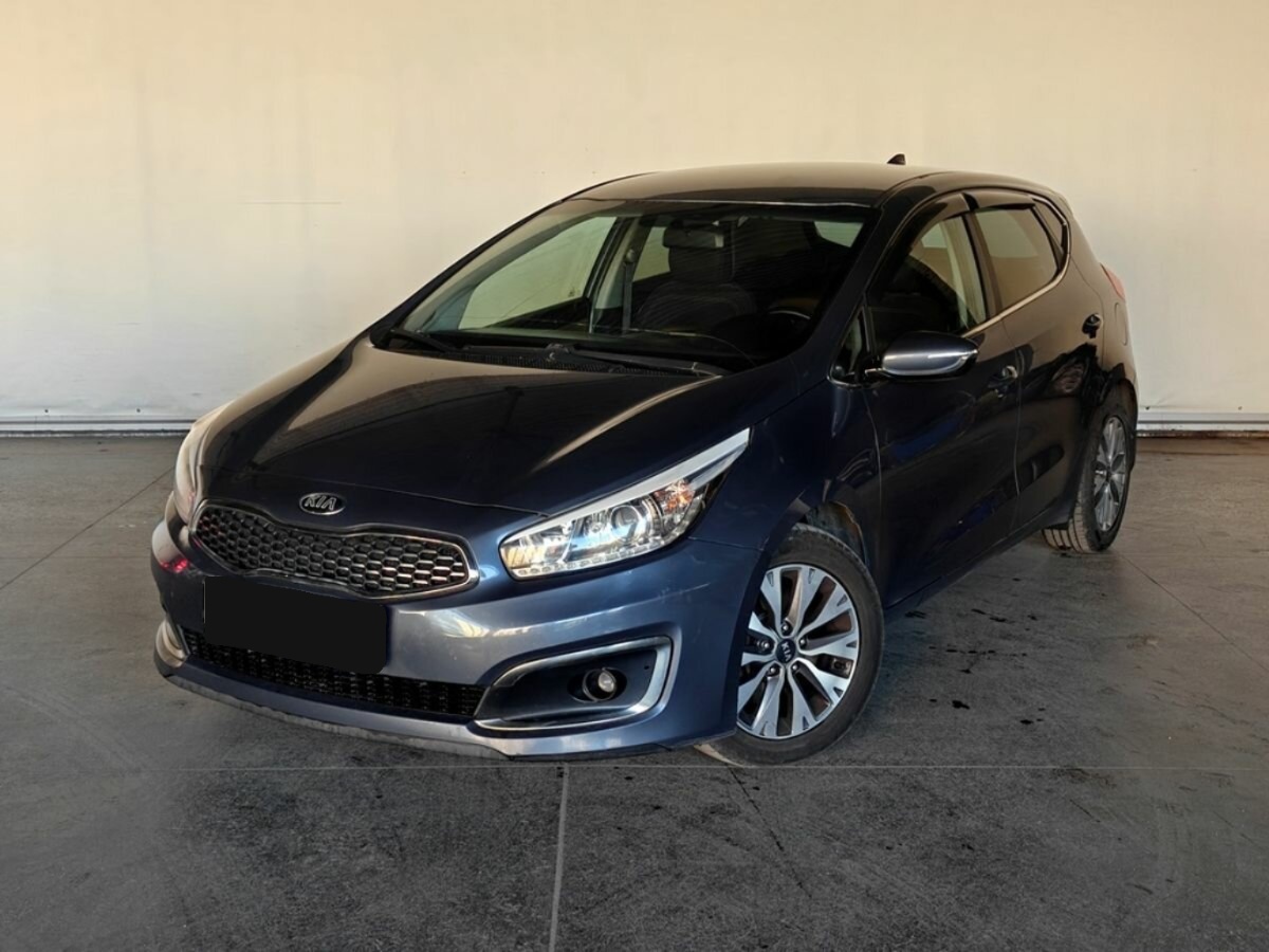 Kia Ceed II Рестайлинг, 2018, 2018 с пробегом 181 145 км, цвет , цена - 736 515 руб., кузов - 