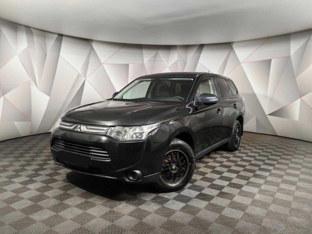 Mitsubishi Outlander III, 2013, 2013 с пробегом 129 902 км, цвет , цена - 701 415 руб., кузов - 
