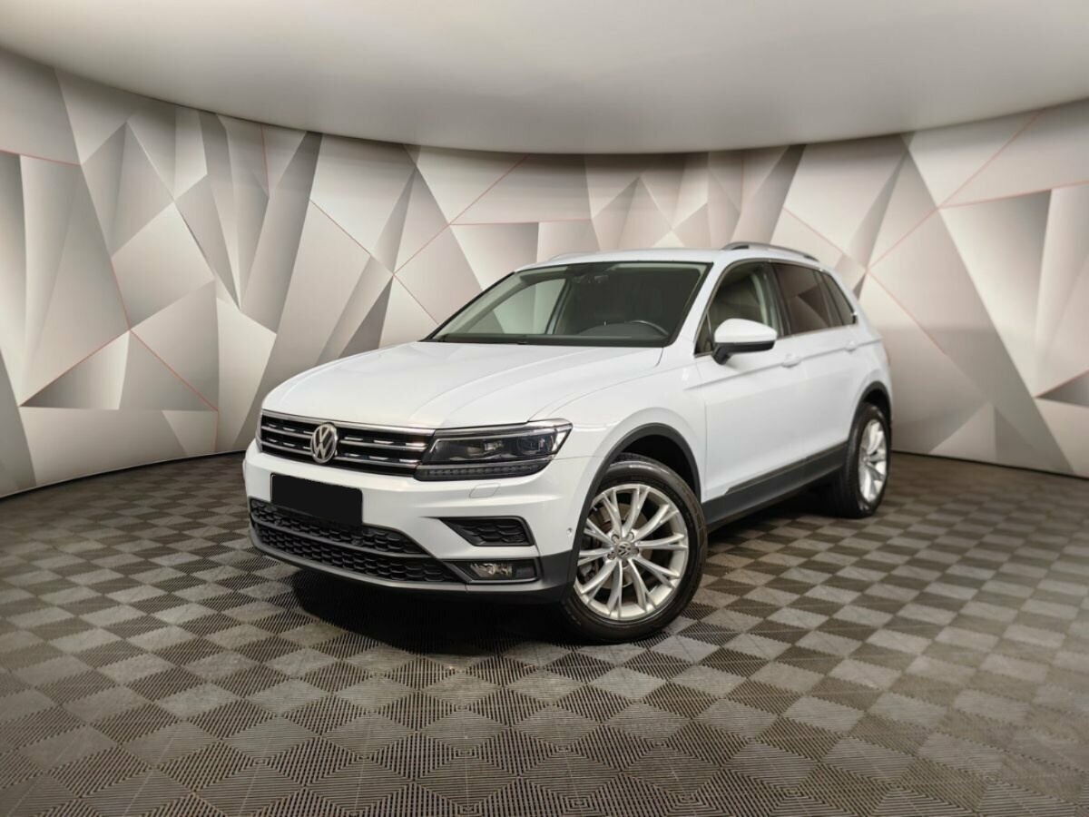 Volkswagen Tiguan II, 2018, 2018 с пробегом 96 740 км, цвет , цена - 1 374 750 руб., кузов - 