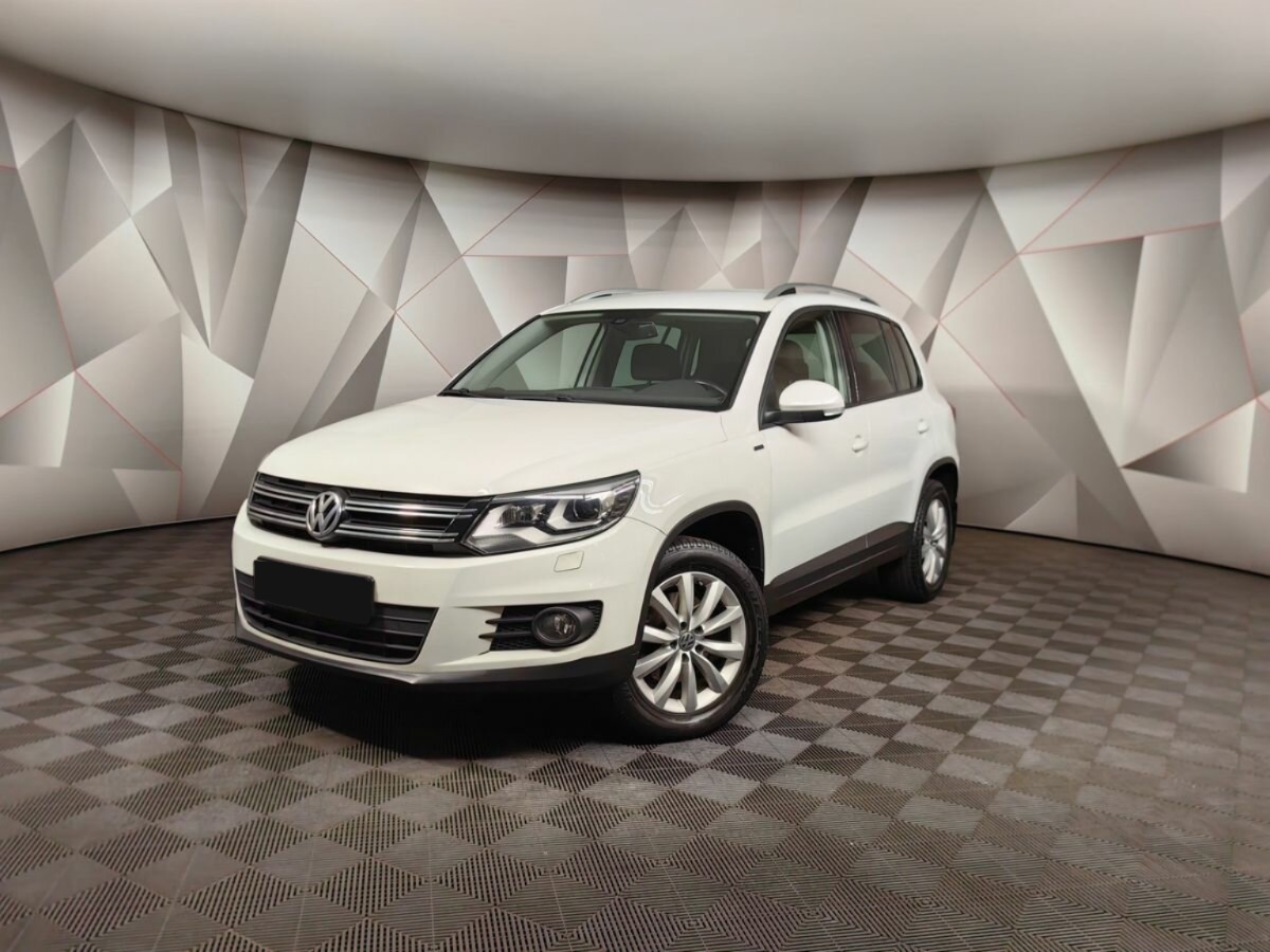 Volkswagen Tiguan I Рестайлинг, 2016, 2016 с пробегом 113 025 км, цвет , цена - 851 175 руб., кузов - 