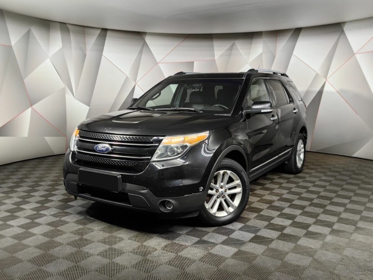Ford Explorer V, 2015, 2015 с пробегом 208 000 км, цвет , цена - 900 315 руб., кузов - 
